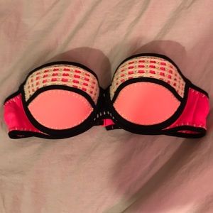 Victoria’s Secret strapless bikini top